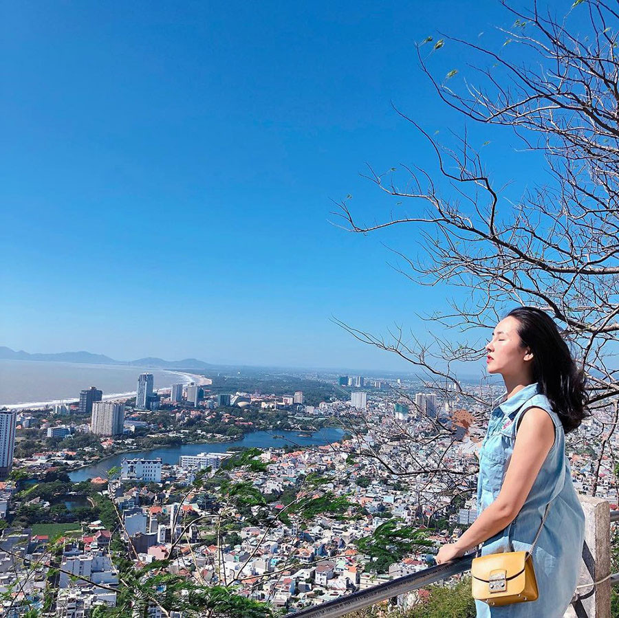 Overview-of-Vung-Tau-from-the-lighthouse