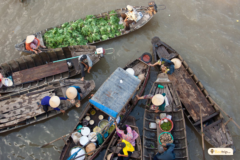 floating-market-mekong-delta