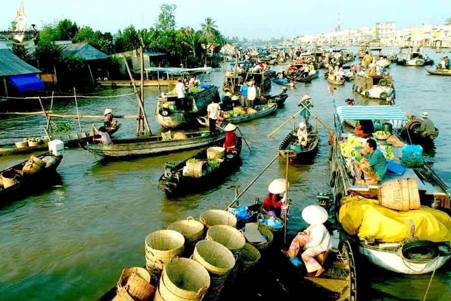 SAI GON - MY THO - BEN TRE (MEKONG)