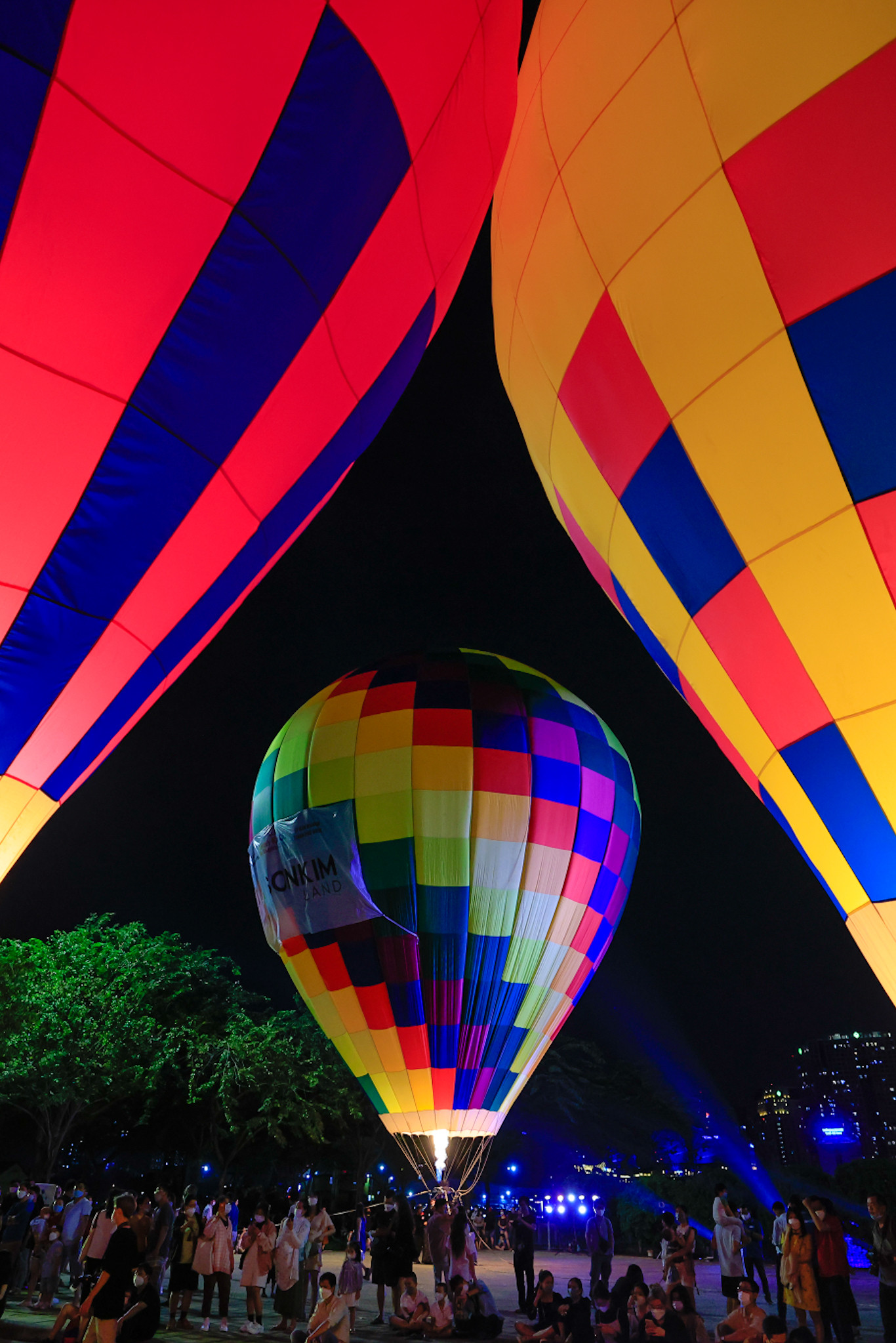 Air balloons in Saigon, Thuduc